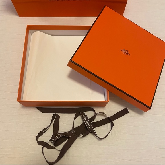 Hermes Shopping bag and box - Picture 2 of 8